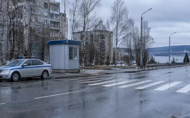 Дорожной полиции Петрозаводска нужны инспекторы с зарплатой до 85 тысяч