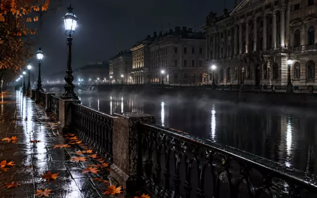 Две ночи подряд в Петербурге побили температурные рекорды для конца октября