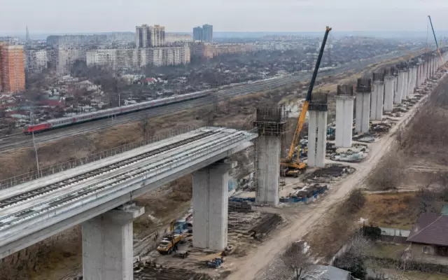 В Петербурге строят самую большую в России двухпутную эстакаду для ВСМ